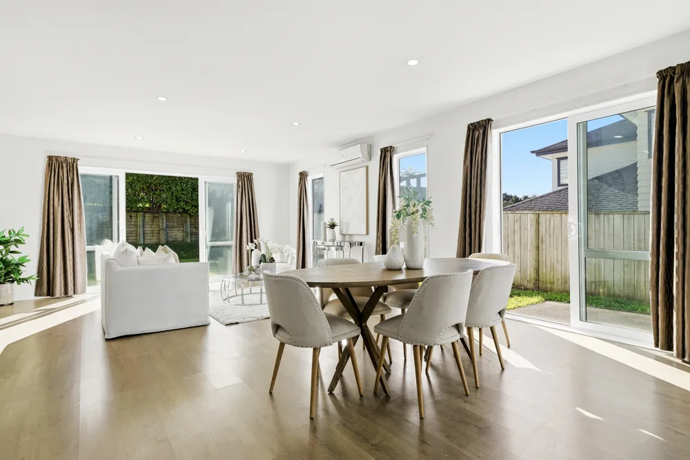Photos of 12 Pioneer Rise