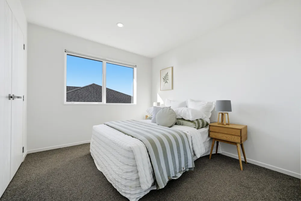 Photos of 12 Pioneer Rise