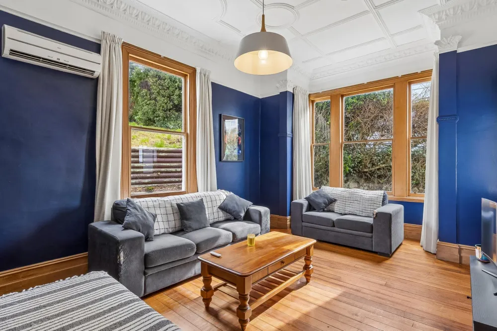 Photos of 21 Farley Street