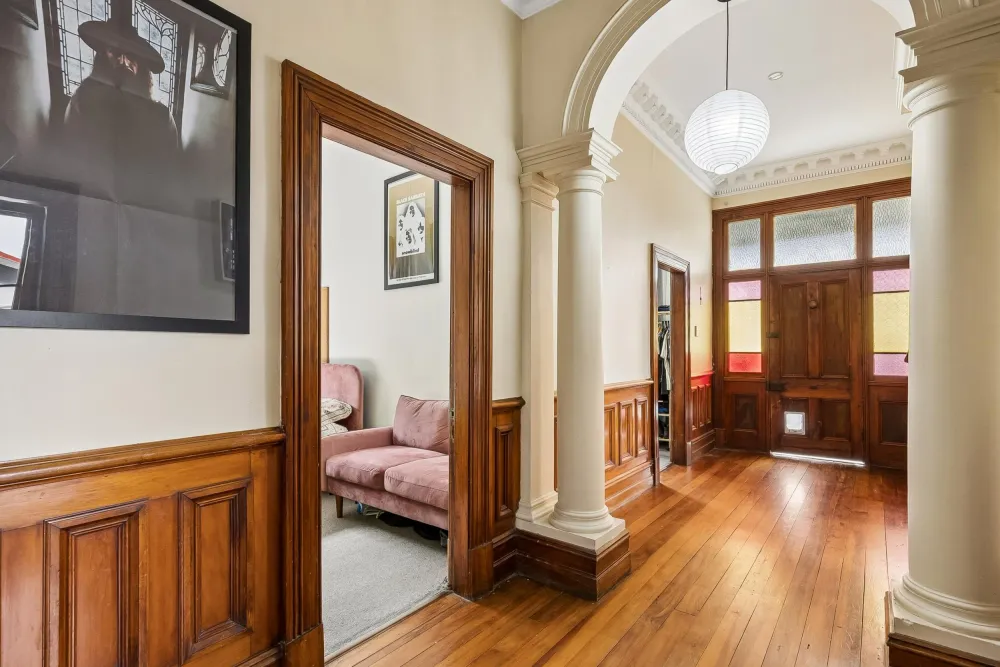 Photos of 21 Farley Street