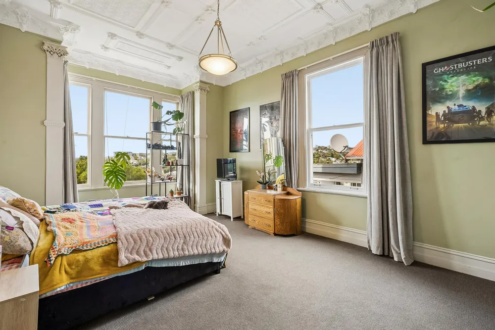 Photos of 21 Farley Street