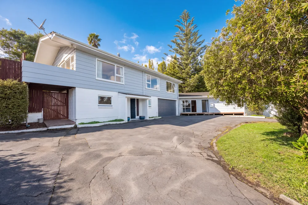 Photos of 20A Autumn Avenue