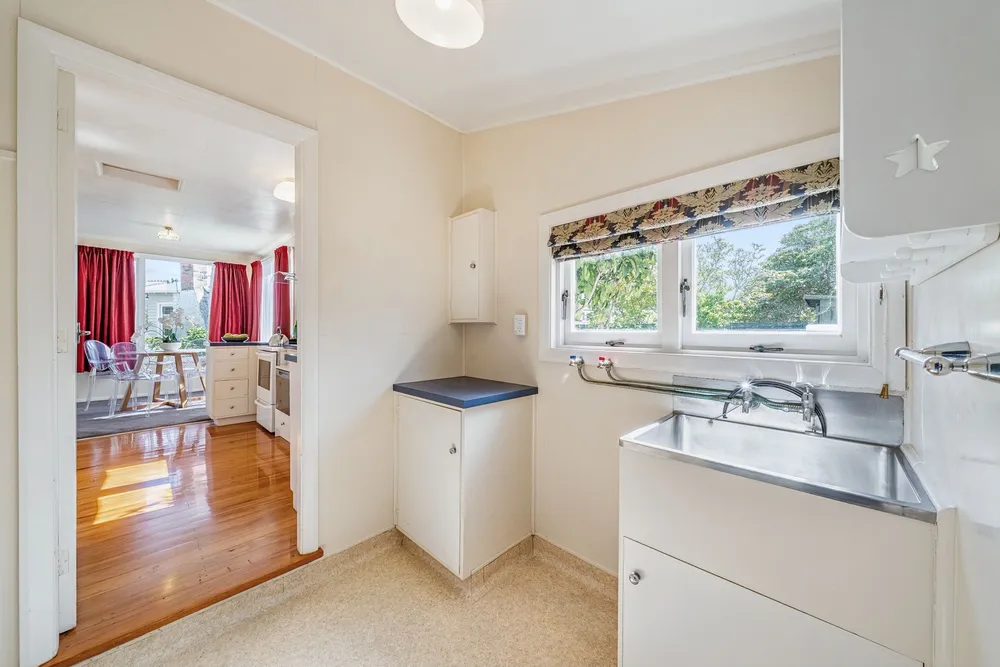 Photos of 17 Birdwood Road