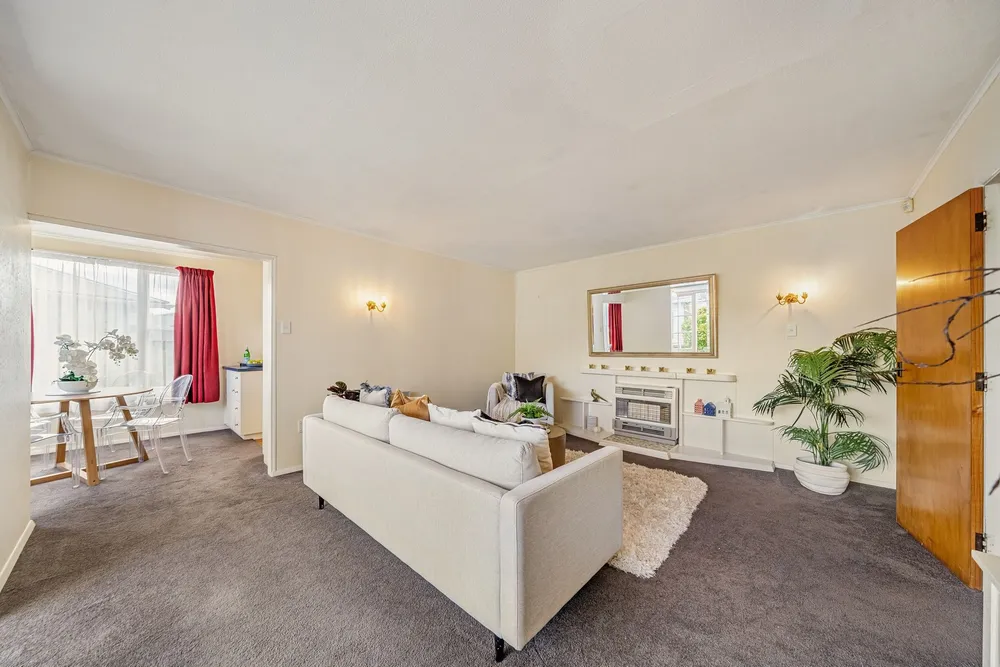 Photos of 17 Birdwood Road