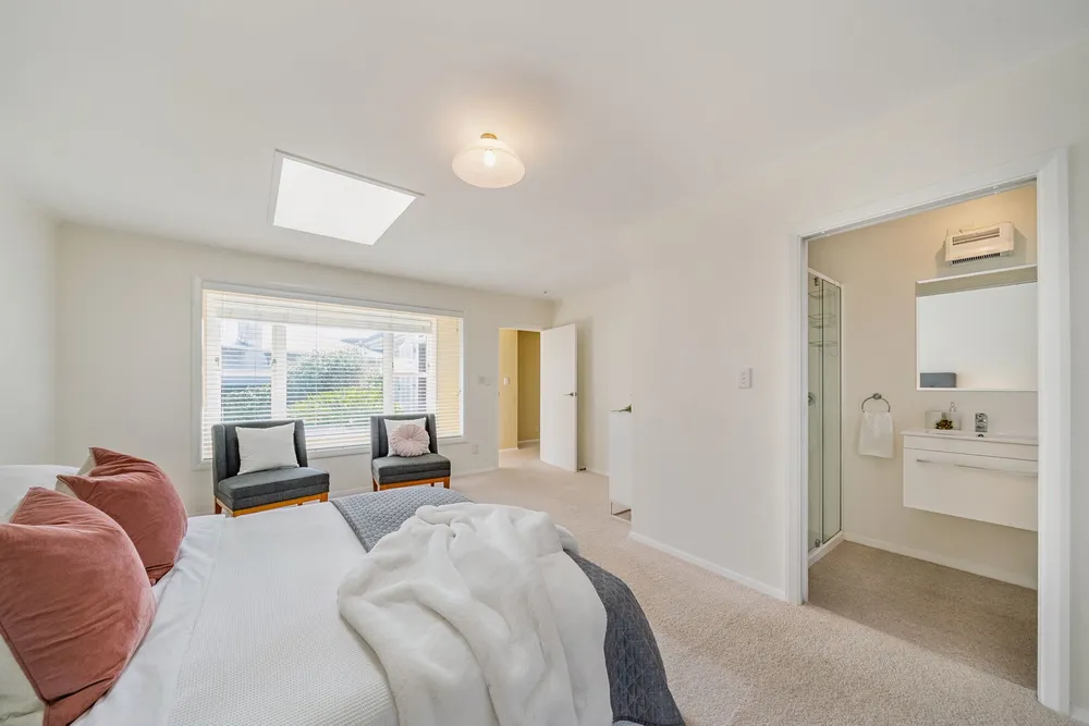 Photos of 17 Birdwood Road