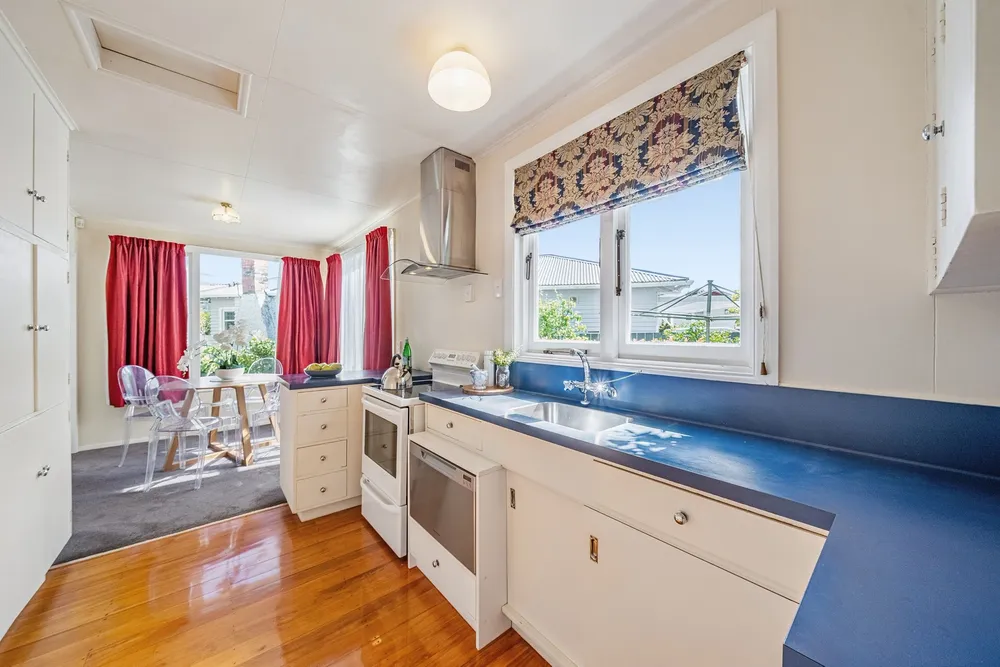 Photos of 17 Birdwood Road