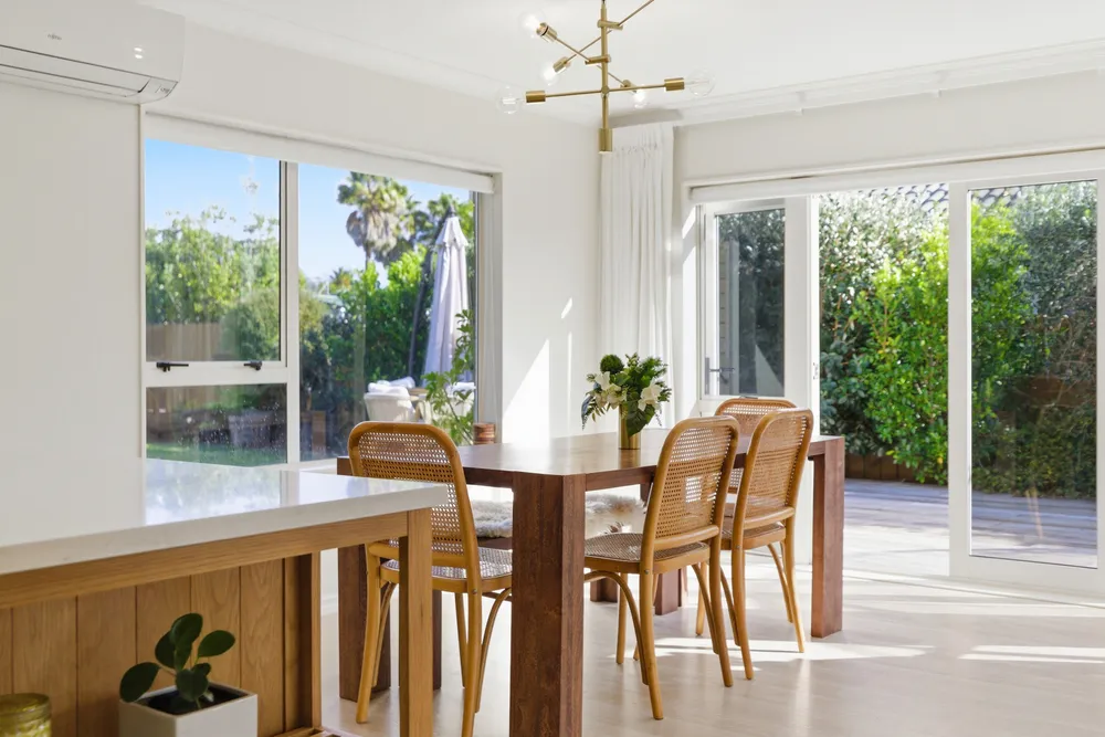 Photos of 90 Gravatt Road