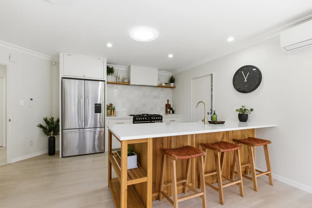 Photos of 90 Gravatt Road