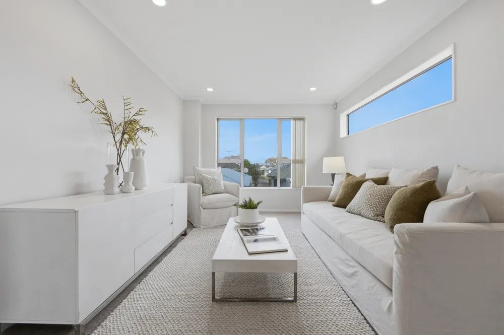 Photos of 71A Oranga Avenue