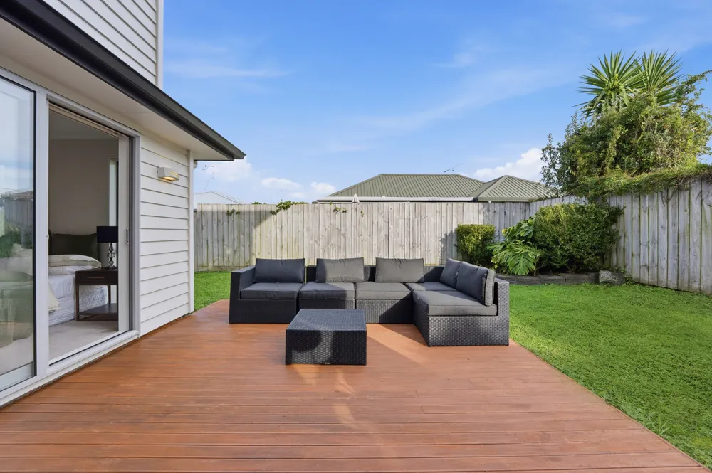 Photos of 71A Oranga Avenue