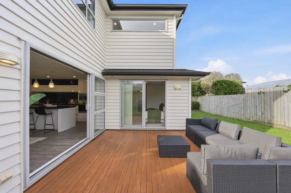 Photos of 71A Oranga Avenue