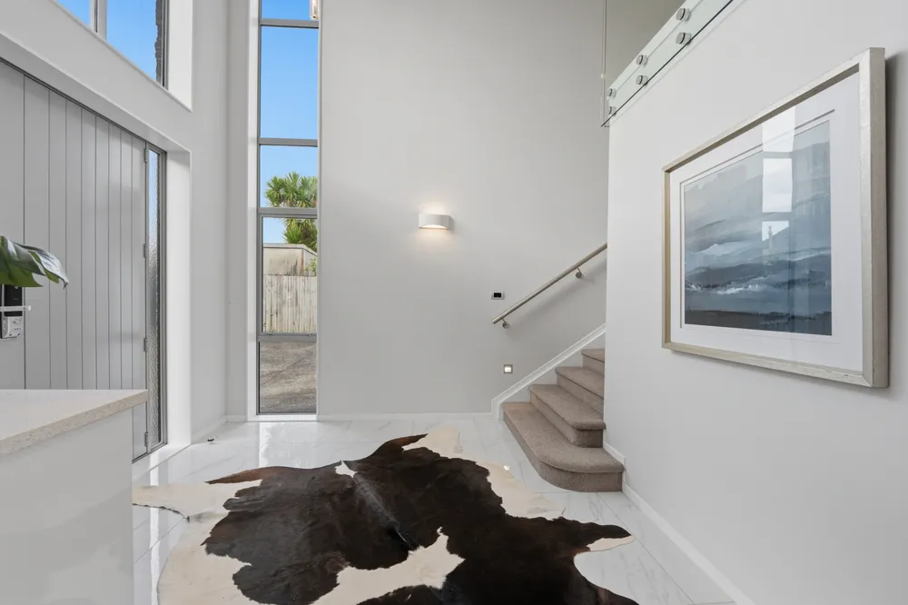 Photos of 71A Oranga Avenue