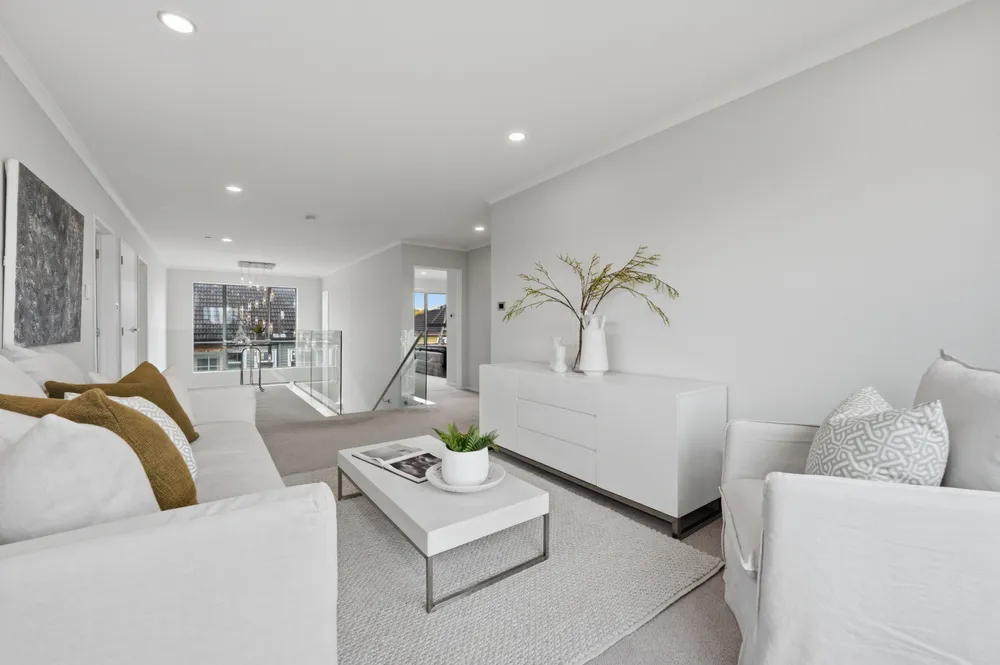 Photos of 71A Oranga Avenue