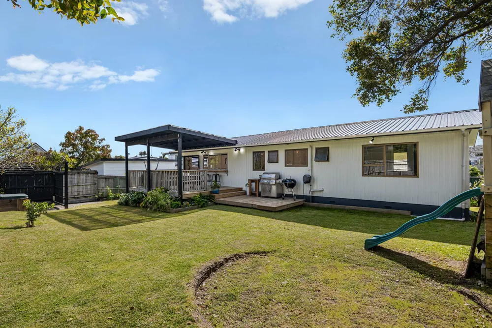 Photos of 13 Brandon Road
