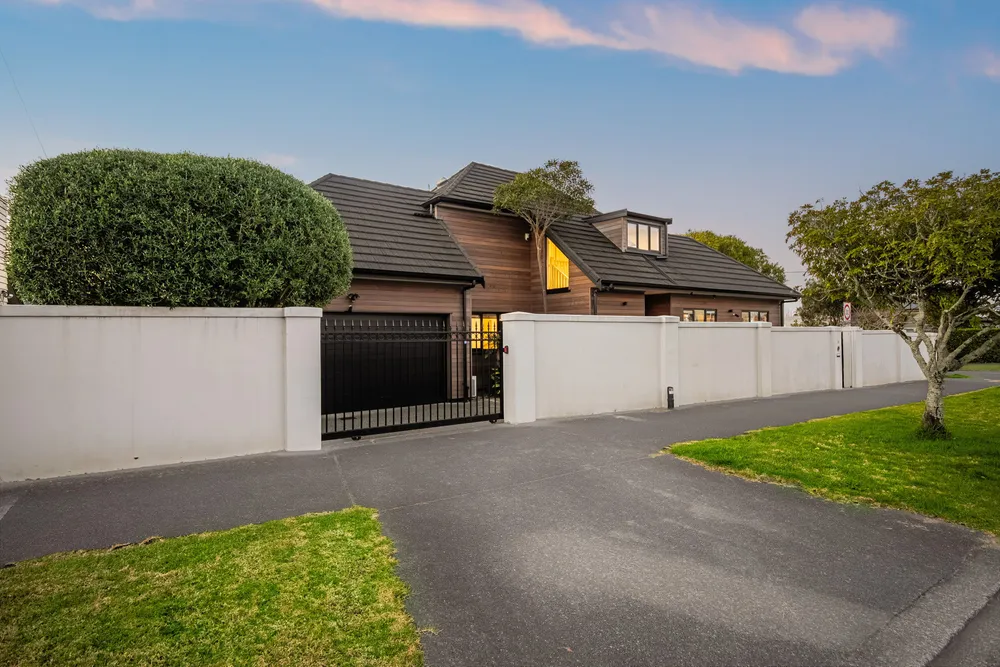 Photos of 38 Wainui Avenue