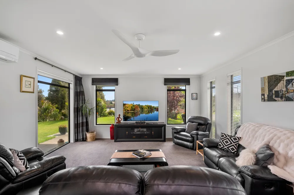 Photos of 30 Double Bay Road