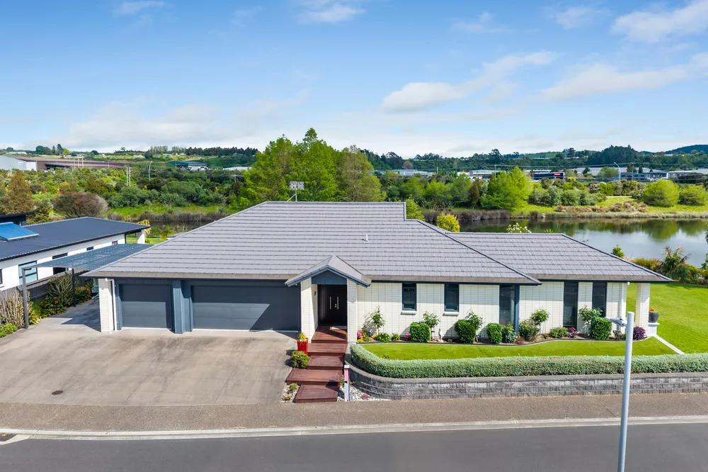 Photos of 30 Double Bay Road