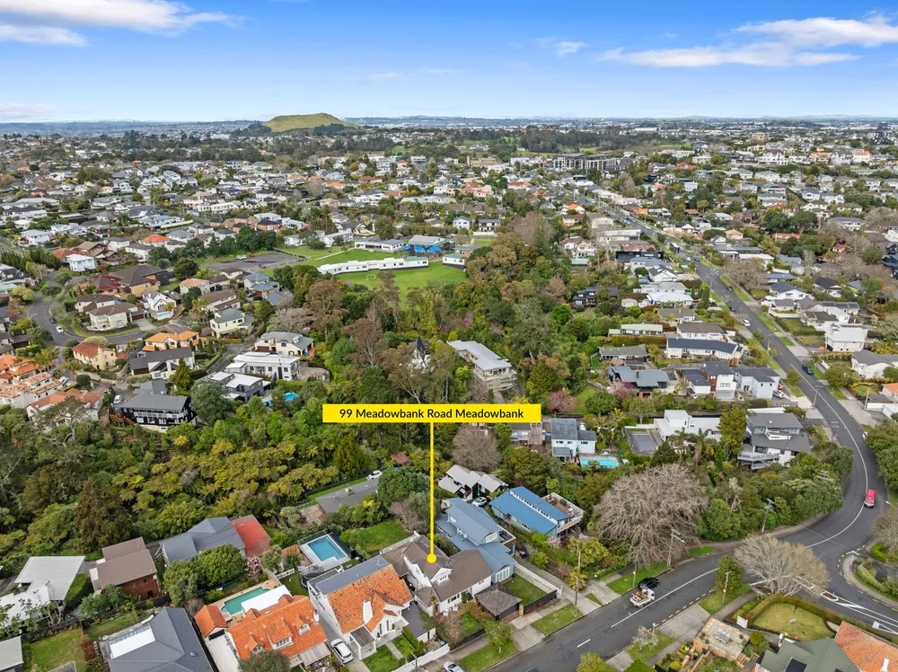 Photos of 99 Meadowbank Road