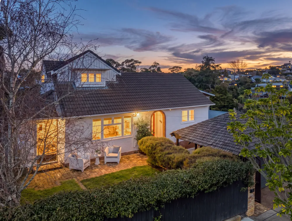 Photos of 99 Meadowbank Road