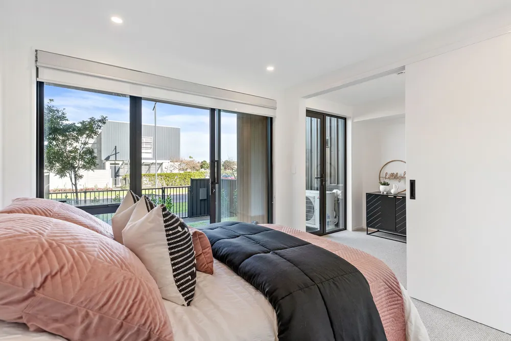 Photos of 21 Silica Mews
