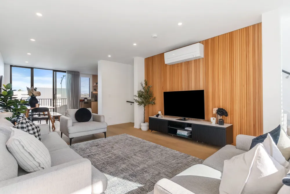 Photos of 21 Silica Mews