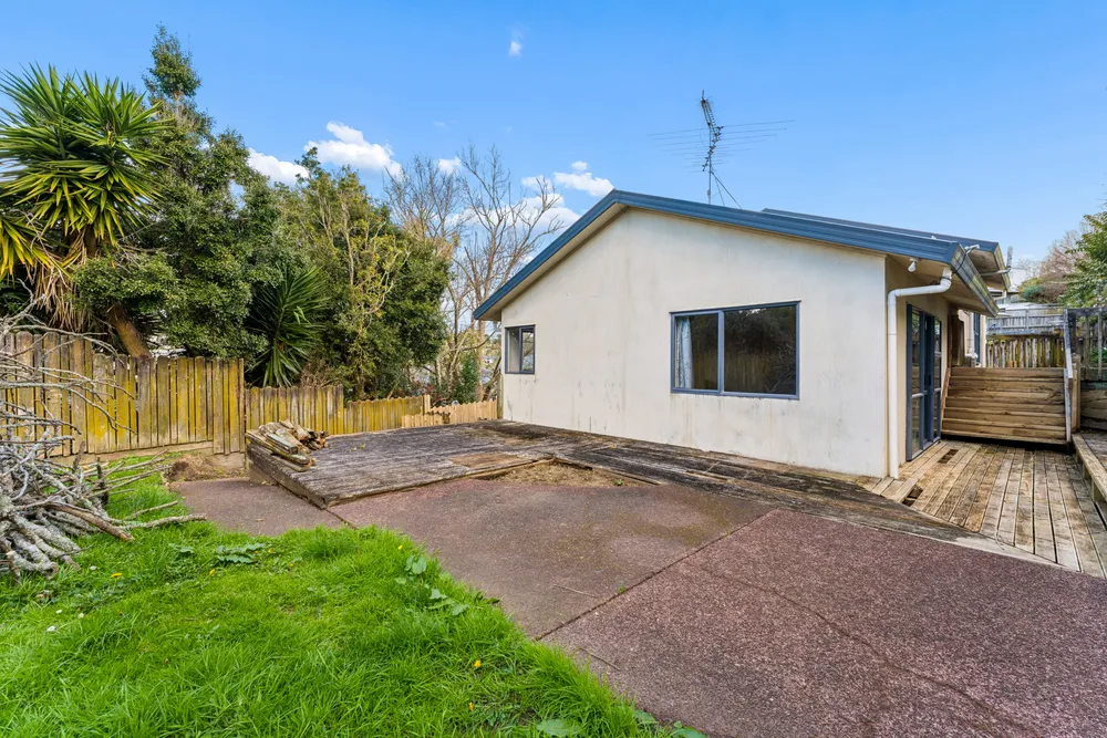 Photos of 2/27 Lingfield Street