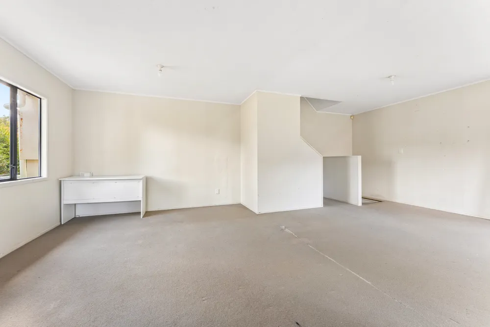 Photos of 2/27 Lingfield Street