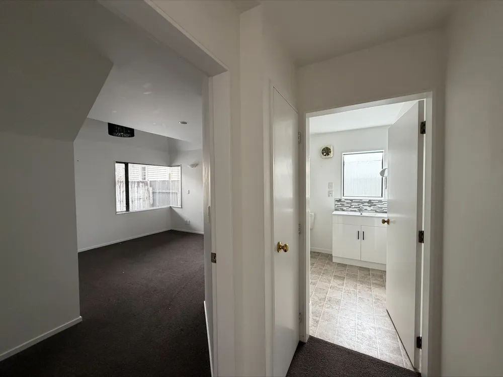 Photos of 15A Puriri Street