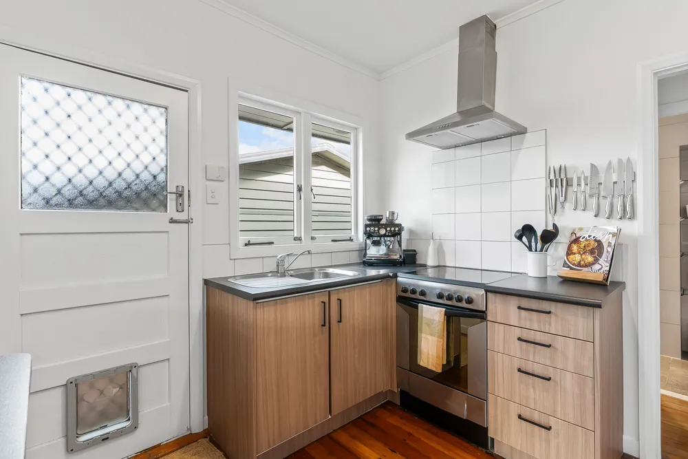 Photos of 160A Ridge Road
