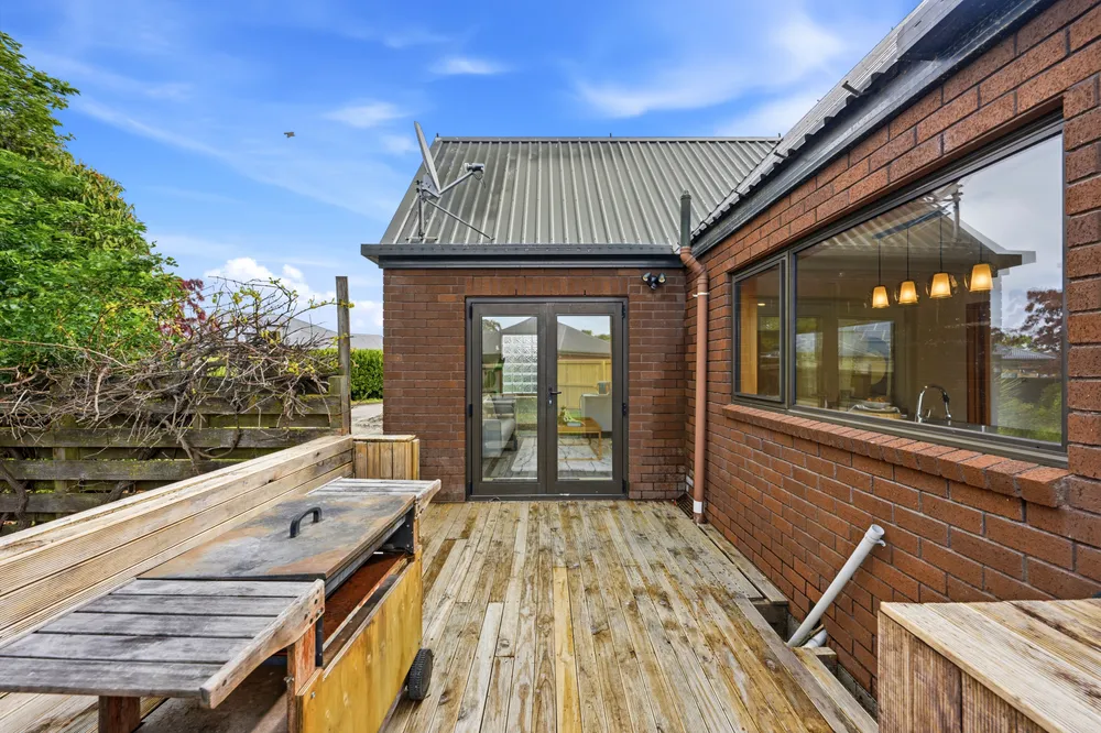 Photos of 216 Buchanans Road