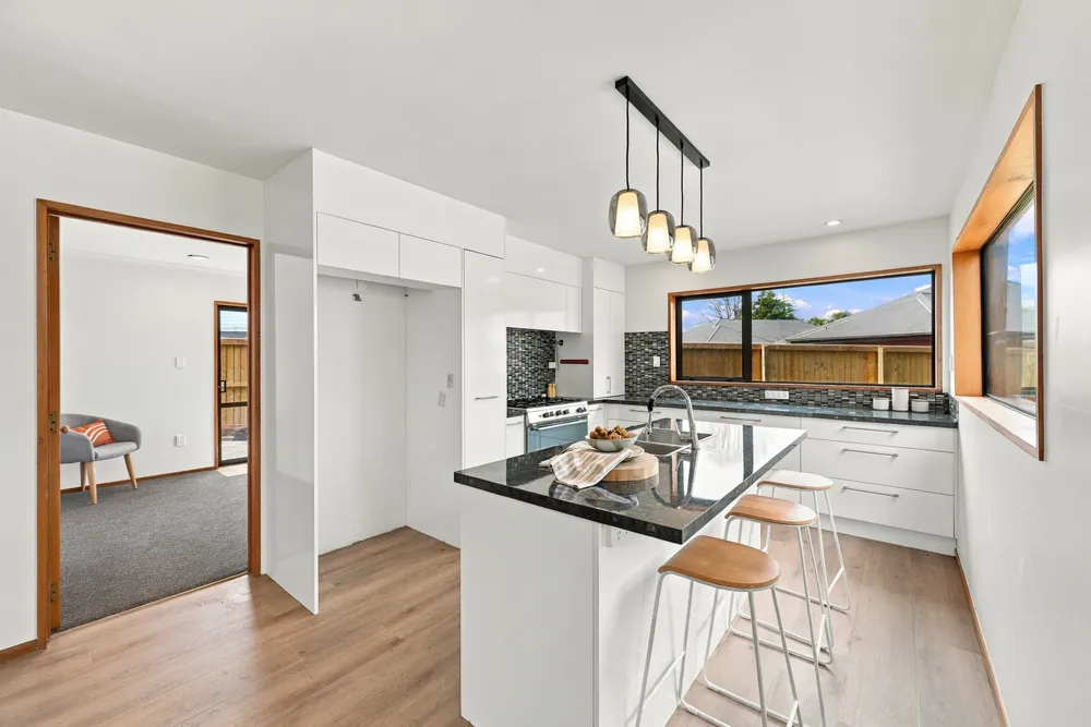 Photos of 216 Buchanans Road