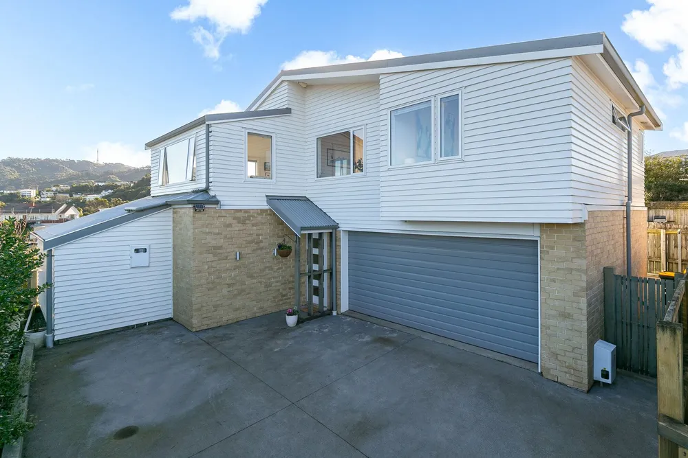 Photos of 23A Benares Street