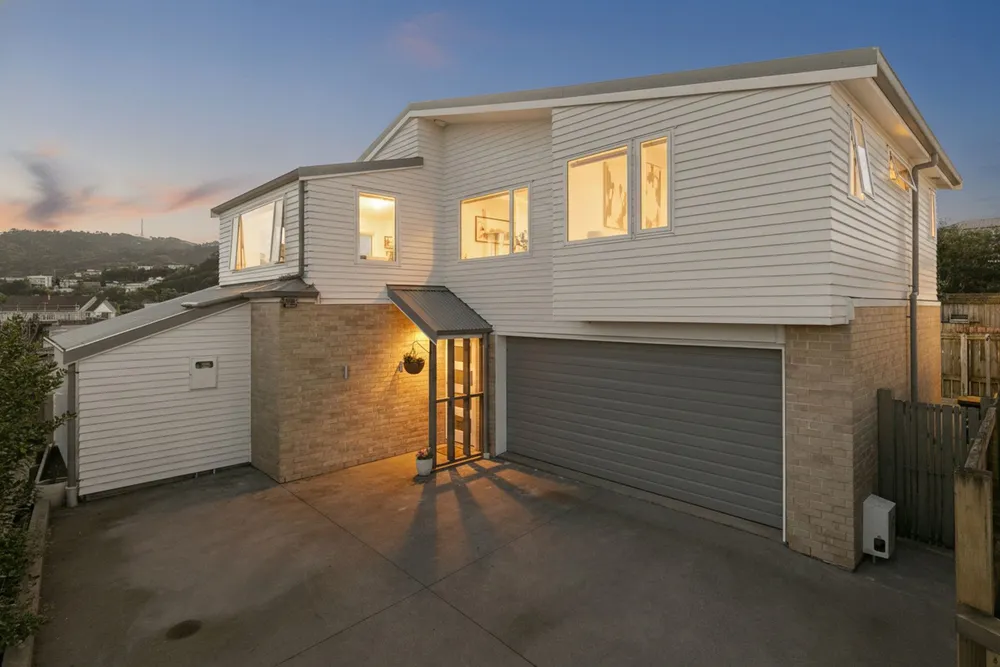 Photos of 23A Benares Street