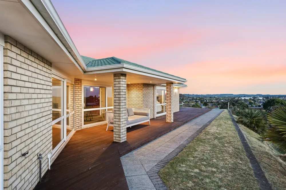 Photos of 4a Caversham Road