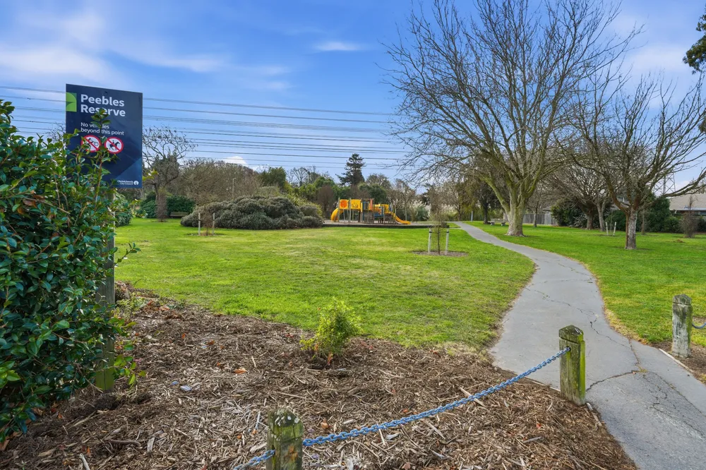 Photos of 33 Peebles Drive