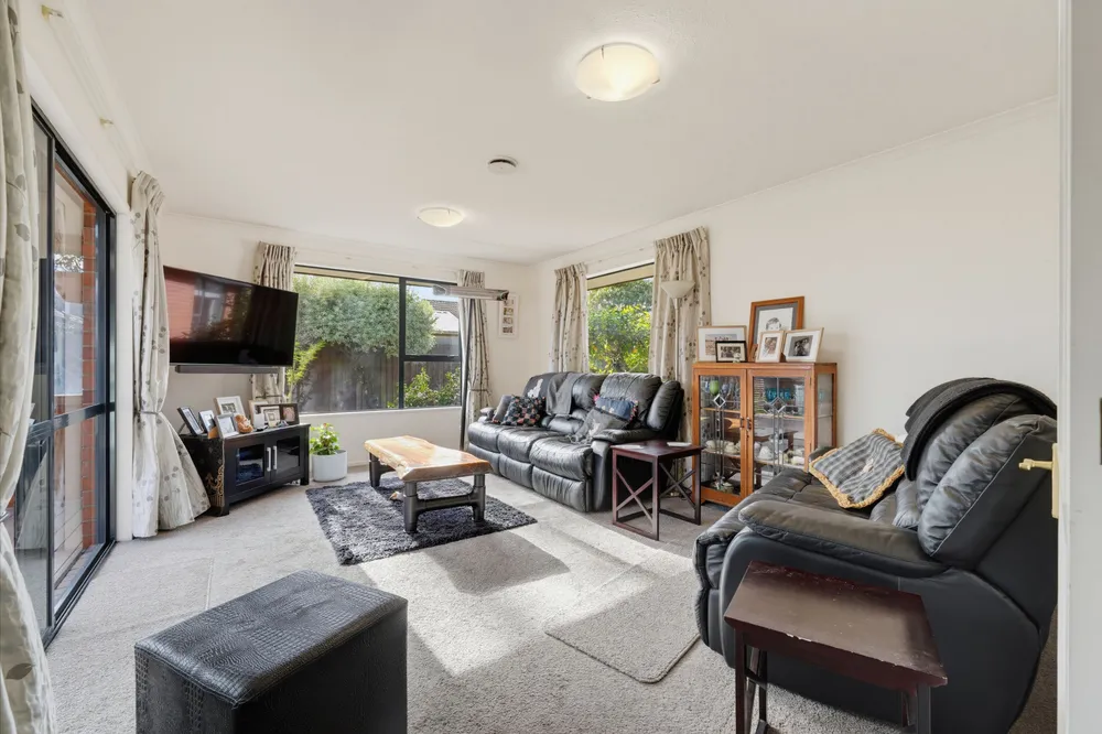 Photos of 33 Peebles Drive