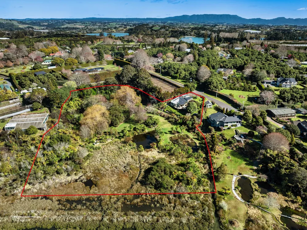Photos of 36 Waikaraka Drive West