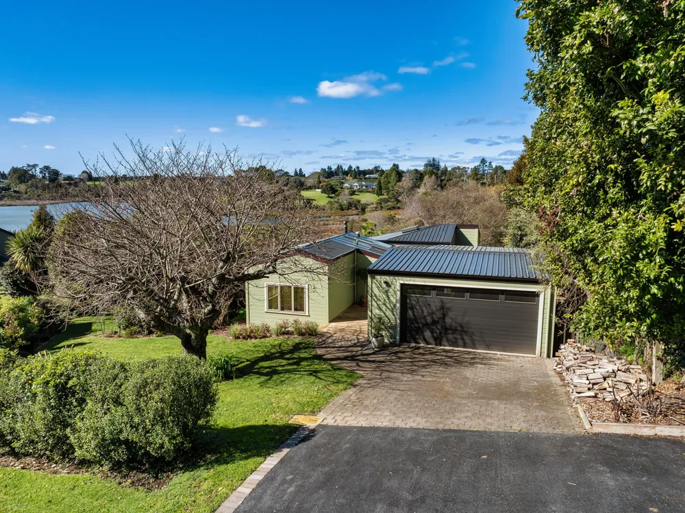 Photos of 36 Waikaraka Drive West