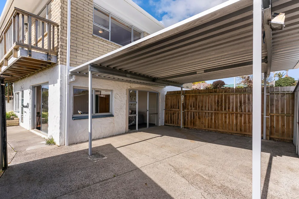 Photos of 42 Puriri Road