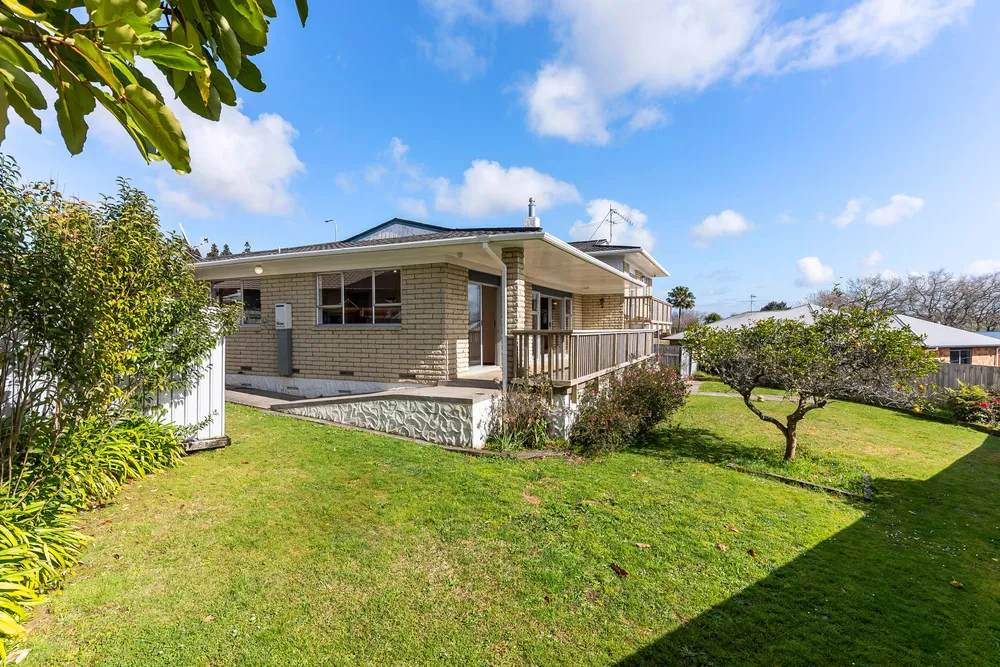 Photos of 42 Puriri Road