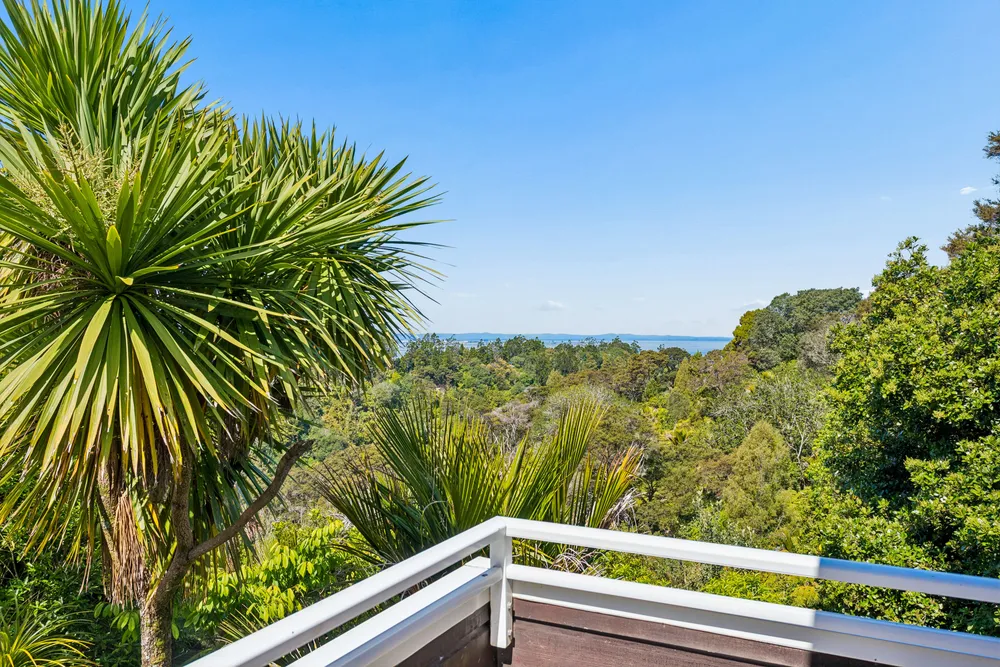 Photos of 514 South Titirangi Road