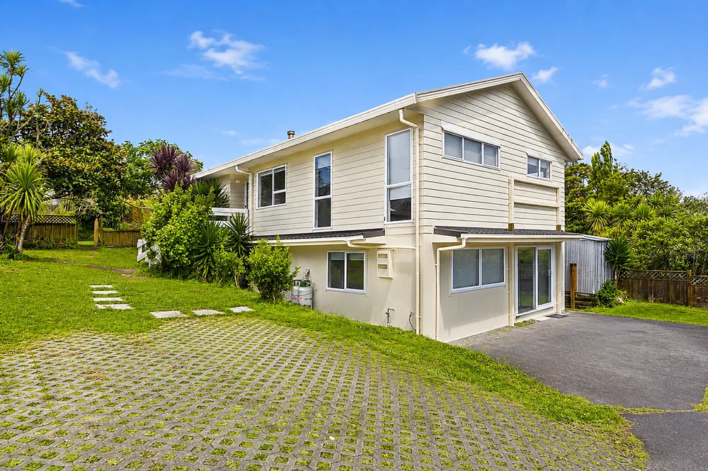 Photos of 115 Athena Drive