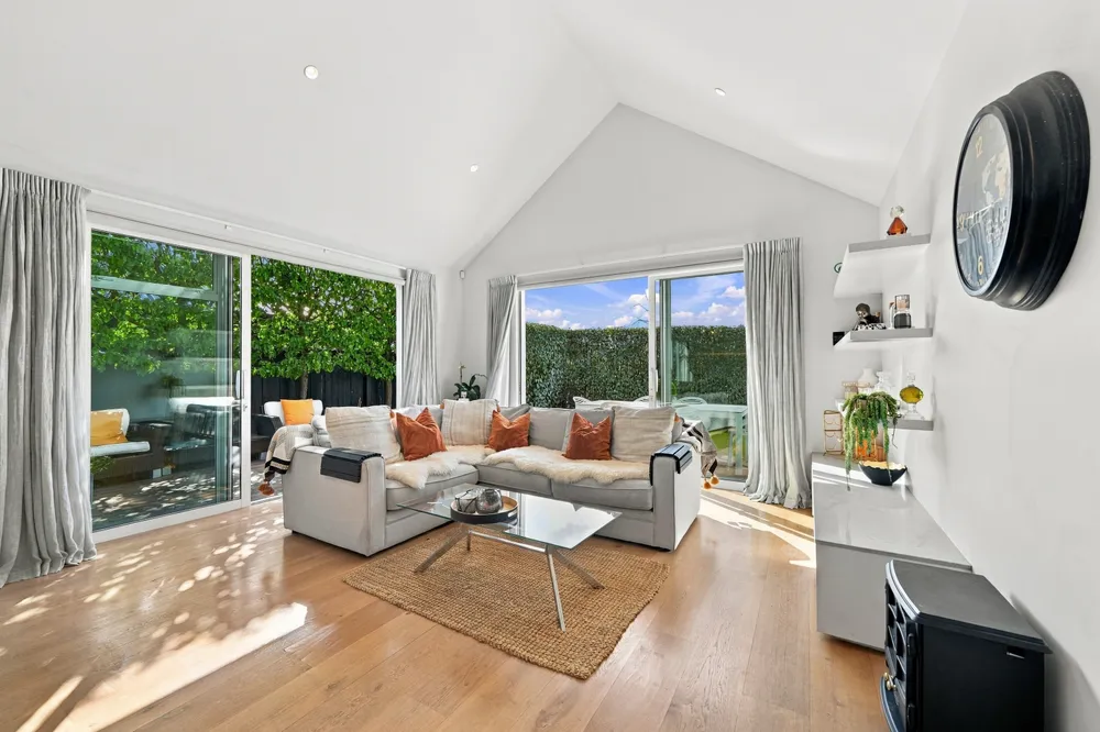 Photos of 7 Sheehan Street