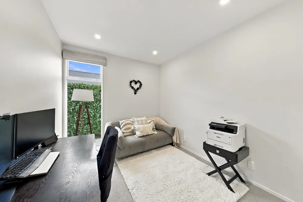 Photos of 7 Sheehan Street