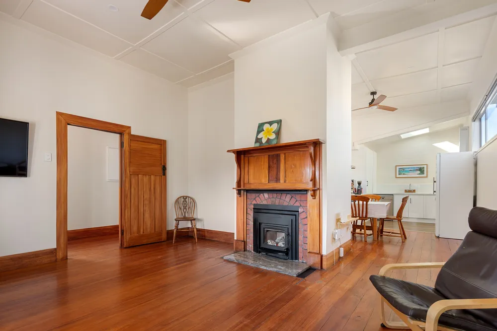 Photos of 54 Chalmers Road