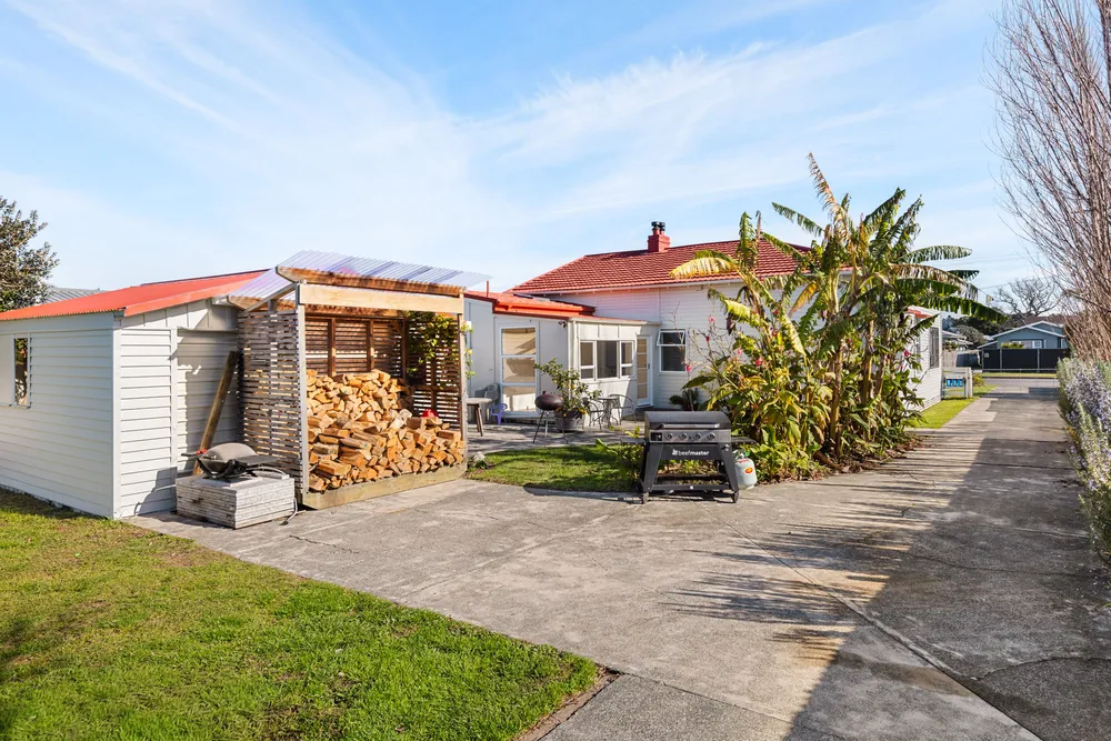 Photos of 54 Chalmers Road