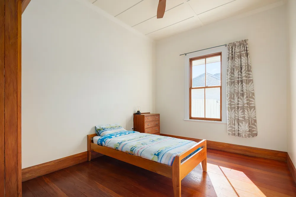 Photos of 54 Chalmers Road