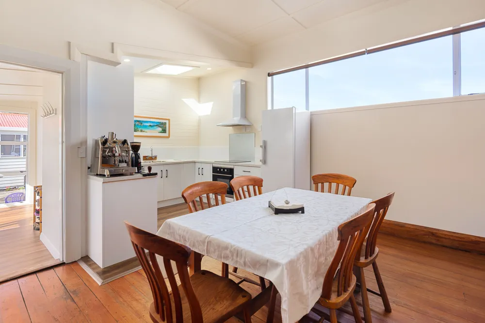 Photos of 54 Chalmers Road