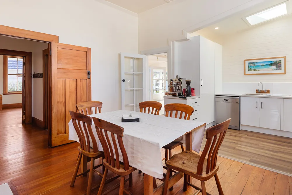 Photos of 54 Chalmers Road