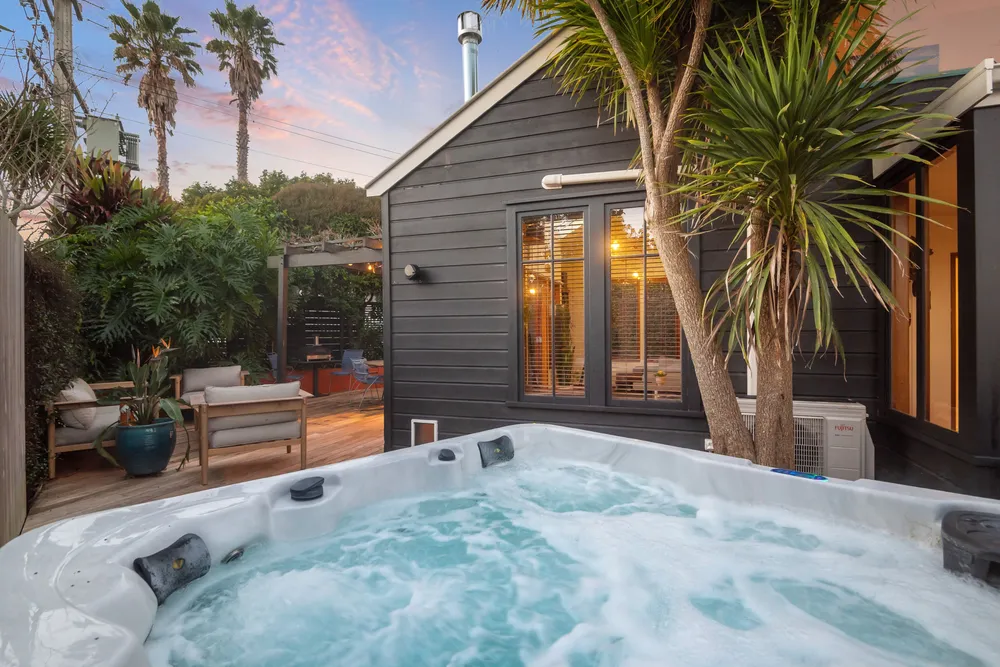 Photos of 54A Murdoch Road